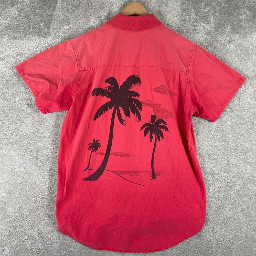 Van Heusen Corum Shirt Mens Small Red Palm Tree Sunset Graphic Beach Vintage 90s